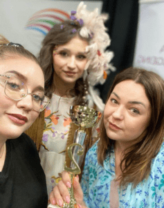 19 kwietnia słuchaczki II sem. technika usług kosmetycznych, kształcące się w systemie dziennym, wzięły udział w wojewódzkim konkursie makijażu 